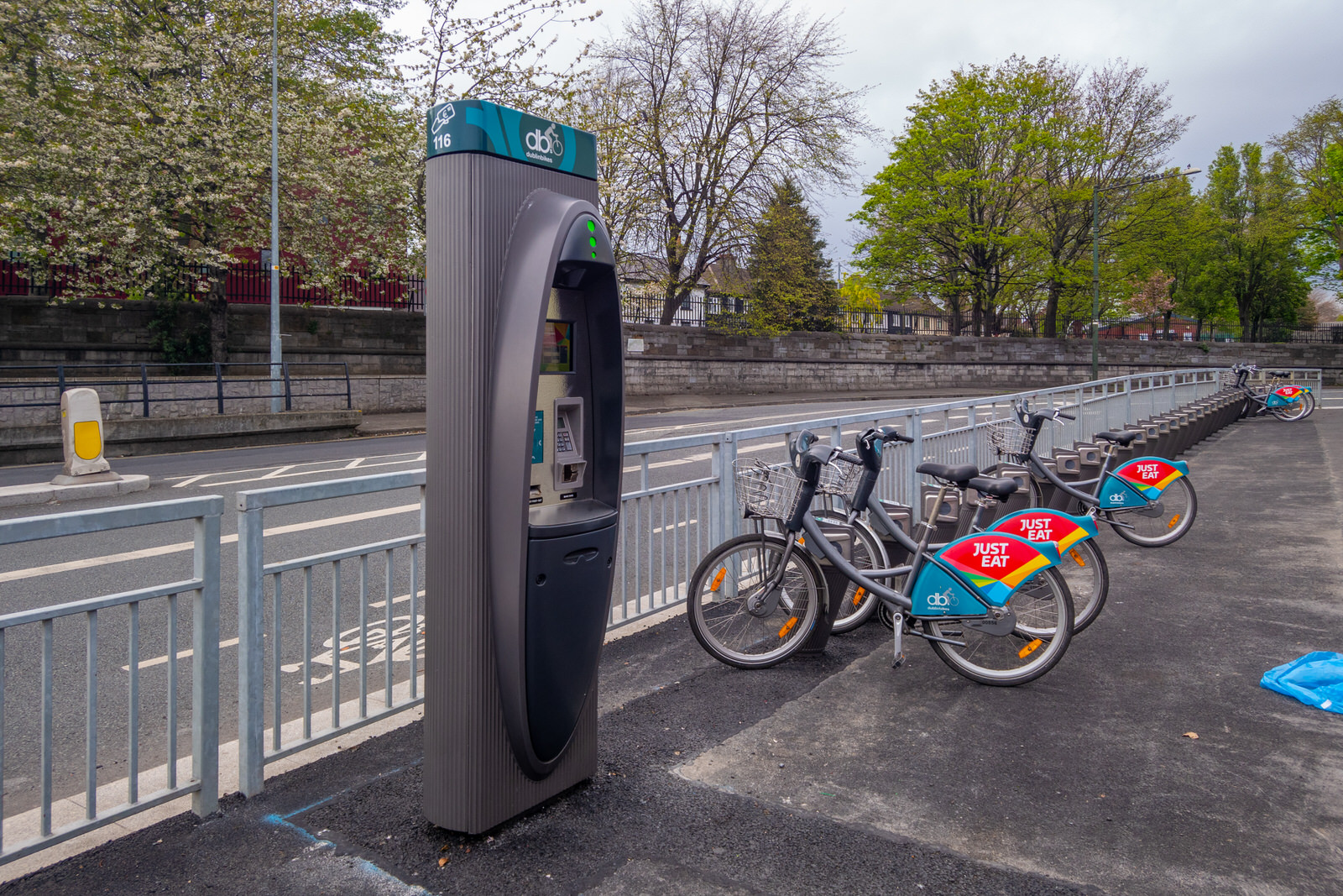 bike docking station near me